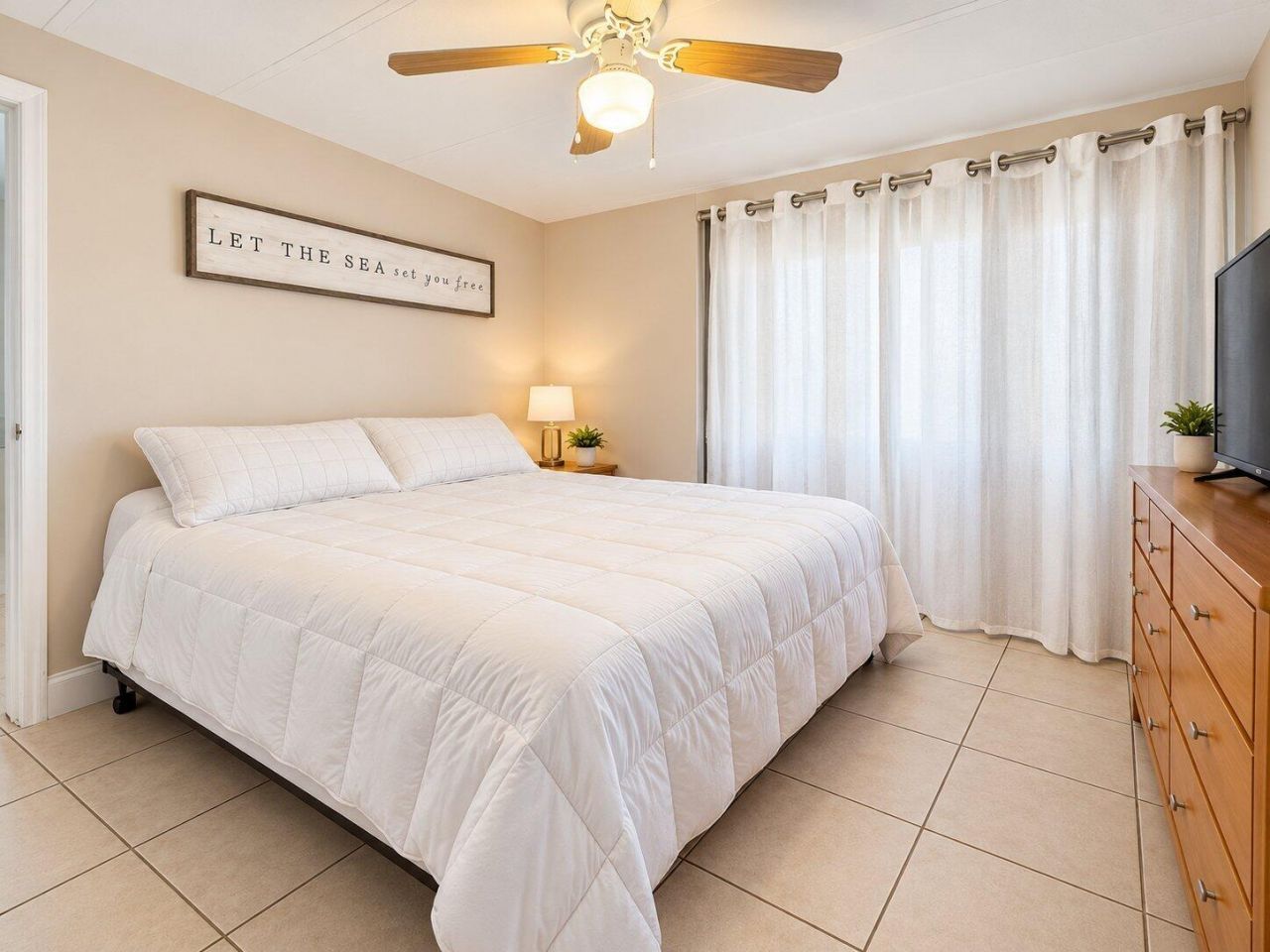 932 Tropical Lane, Key Largo, FL 33037 Photo