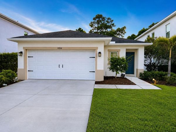 9391 SW LIGORIO Way, Port St. Lucie, FL 34987