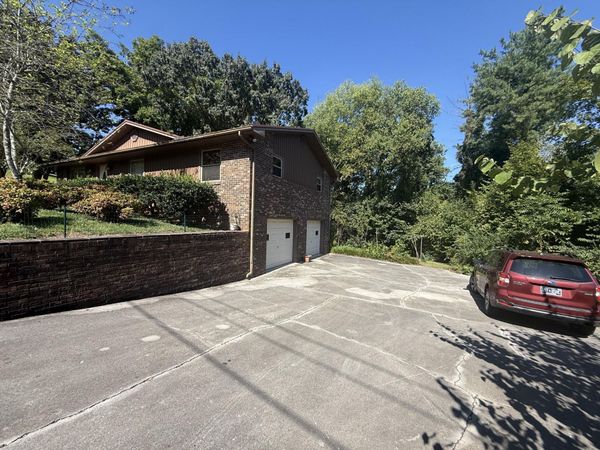 129 Hillcrest Drive, Parrottsville, TN 37843