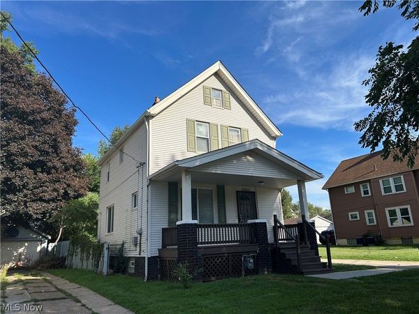3961 E 53rd Street , Newburgh Heights, OH 44105