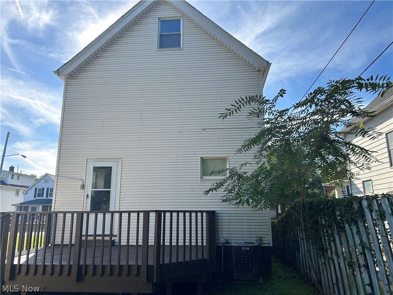 3961 E 53rd Street, Newburgh Heights, OH 44105 Photo 31