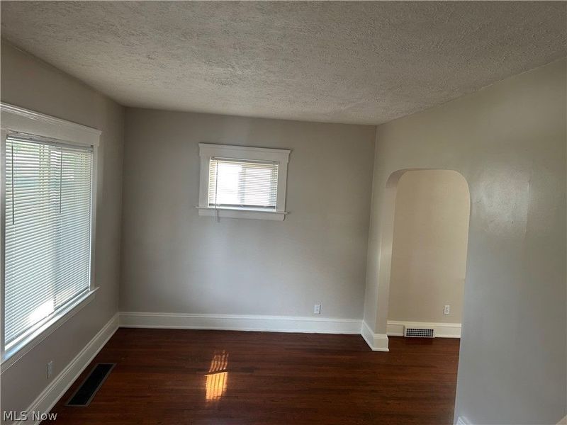 3961 E 53rd Street, Newburgh Heights, OH 44105 Photo 9