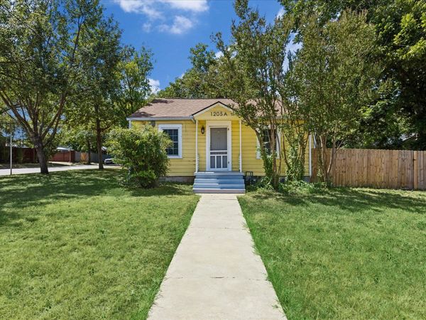 1205 W 40th ST , Austin, TX 78756