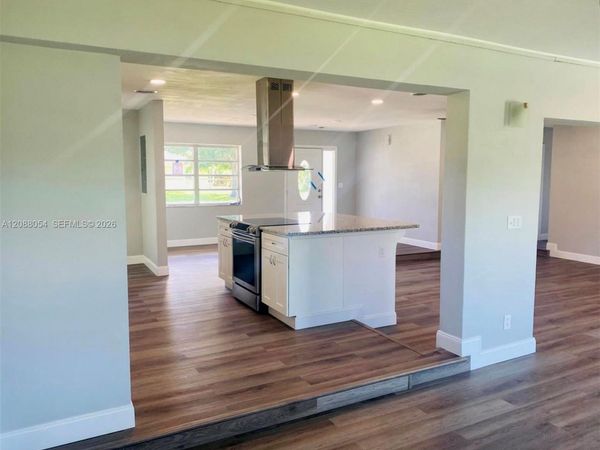 573 Wimbrow Dr, Sebastian, FL 32958