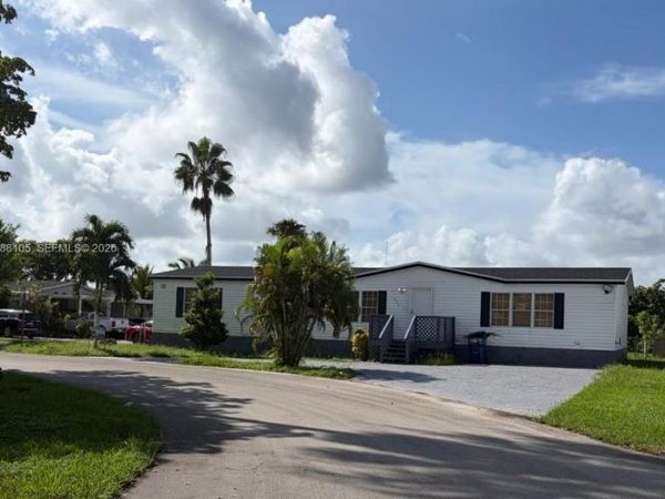 19800 SW 180th Ave , Unit 252, Miami, FL 33187