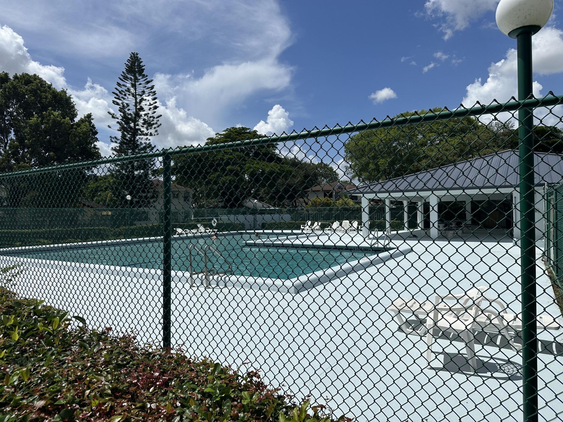 305 Lakeside Court, Sunrise, FL 33326 Photo