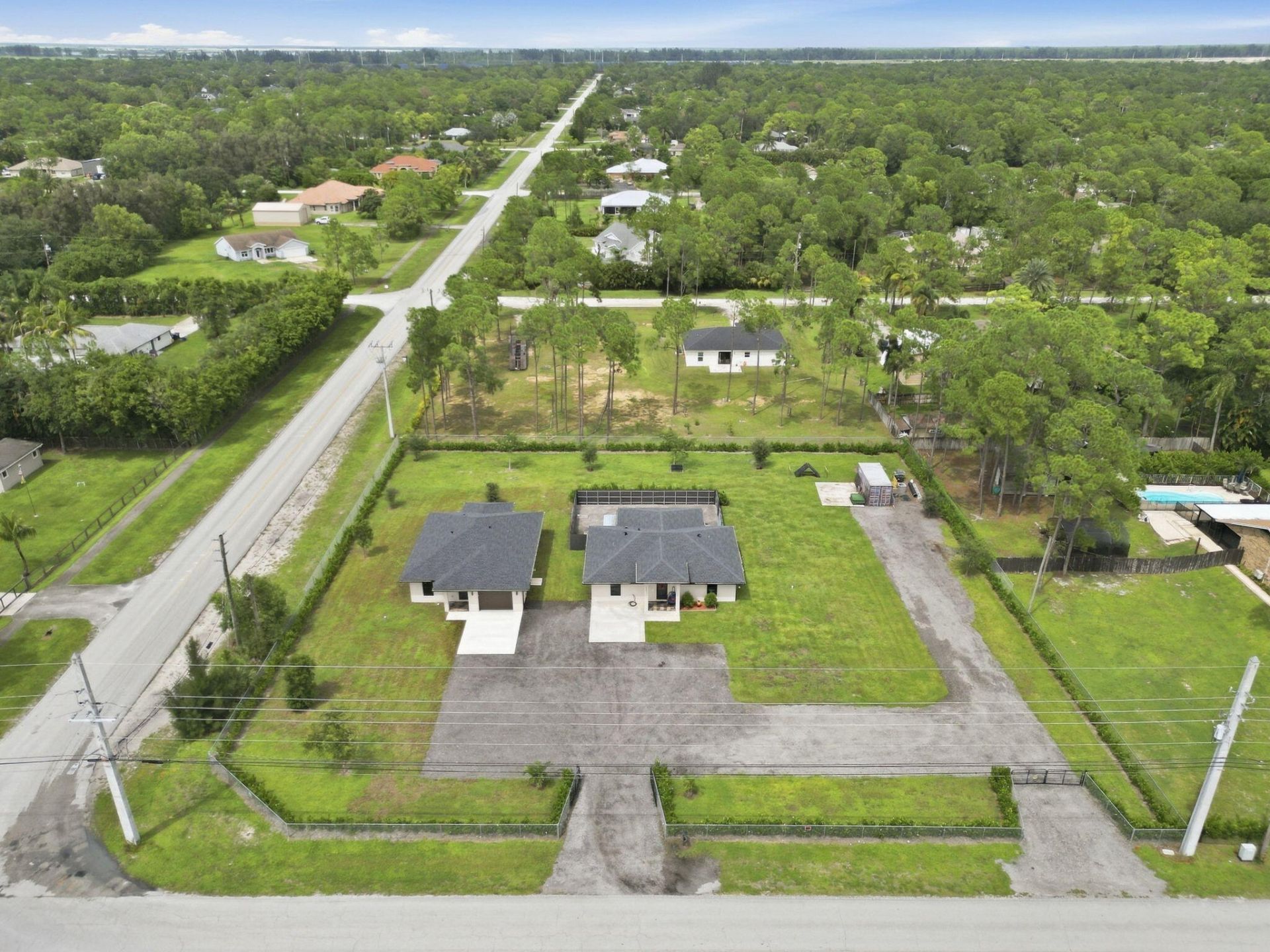 18477 Sycamore Drive W, The Acreage, FL 33470 Photo
