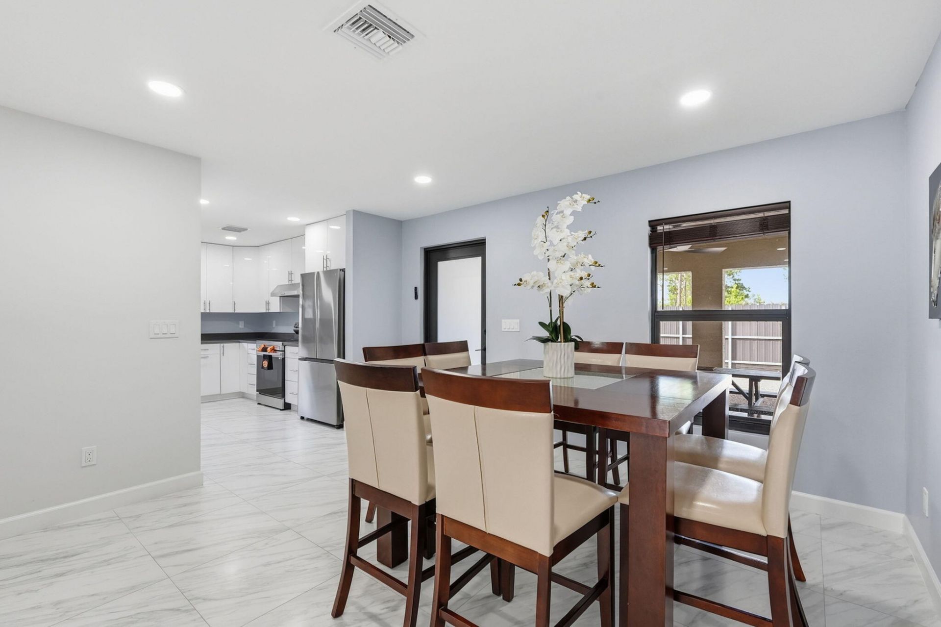 18477 Sycamore Drive W, The Acreage, FL 33470 Photo