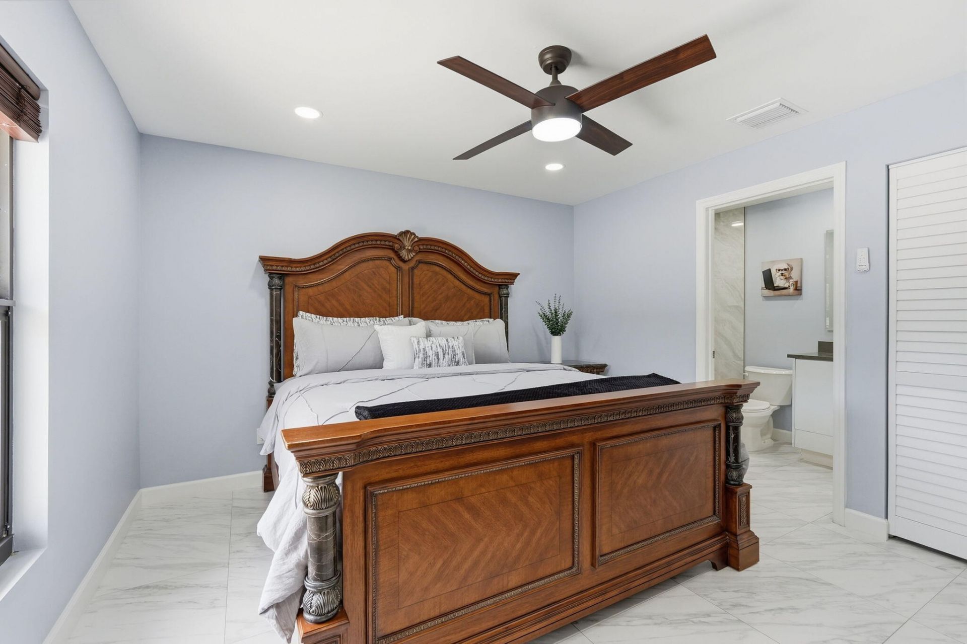 18477 Sycamore Drive W, The Acreage, FL 33470 Photo