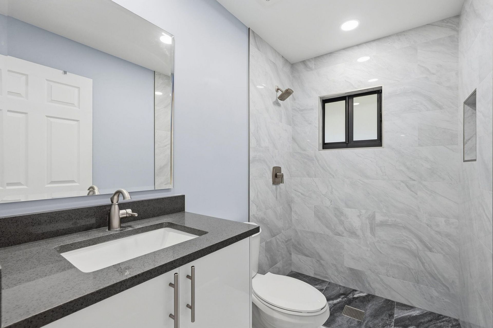 18477 Sycamore Drive W, The Acreage, FL 33470 Photo