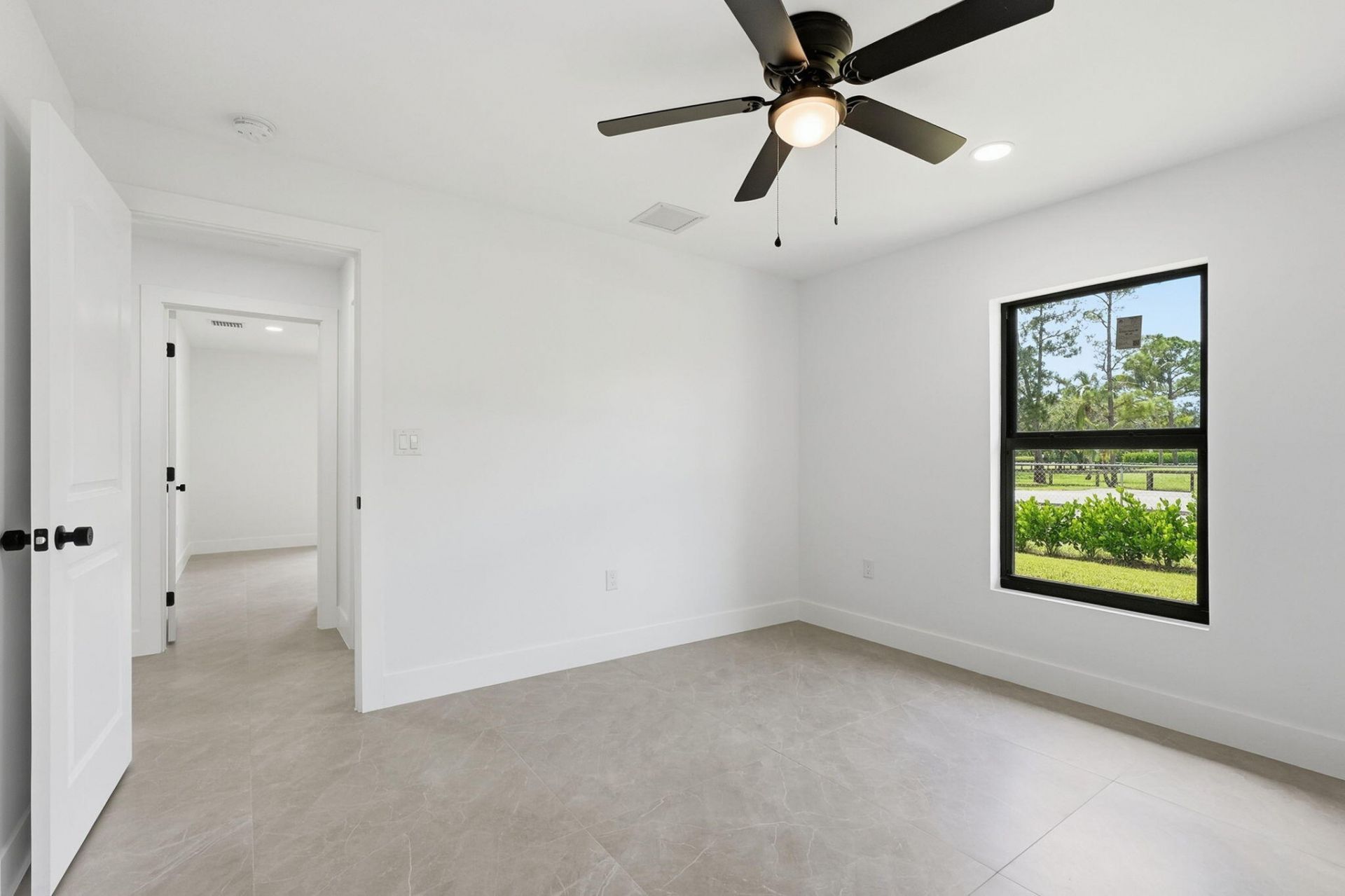 18477 Sycamore Drive W, The Acreage, FL 33470 Photo
