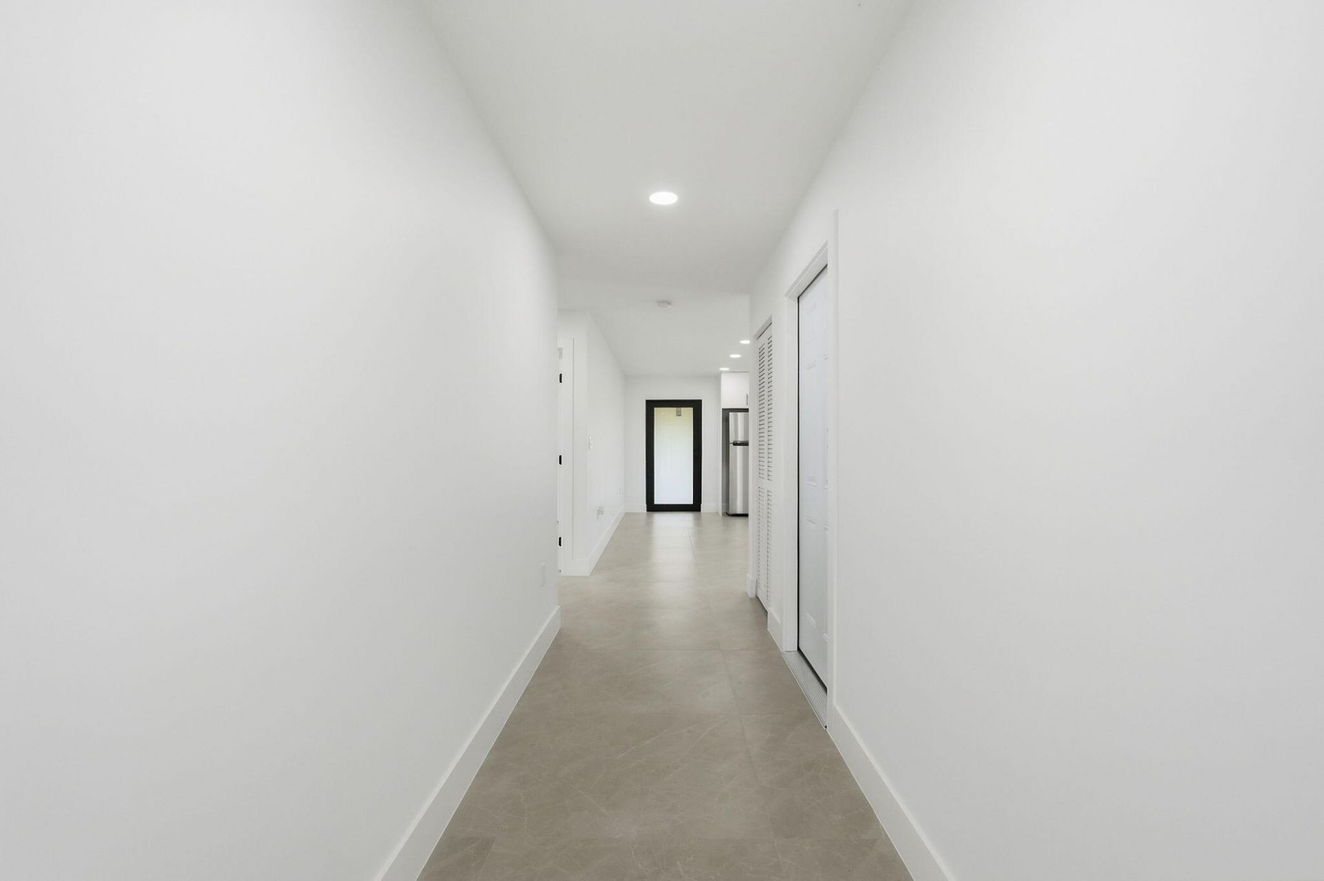 18477 Sycamore Drive W, The Acreage, FL 33470 Photo