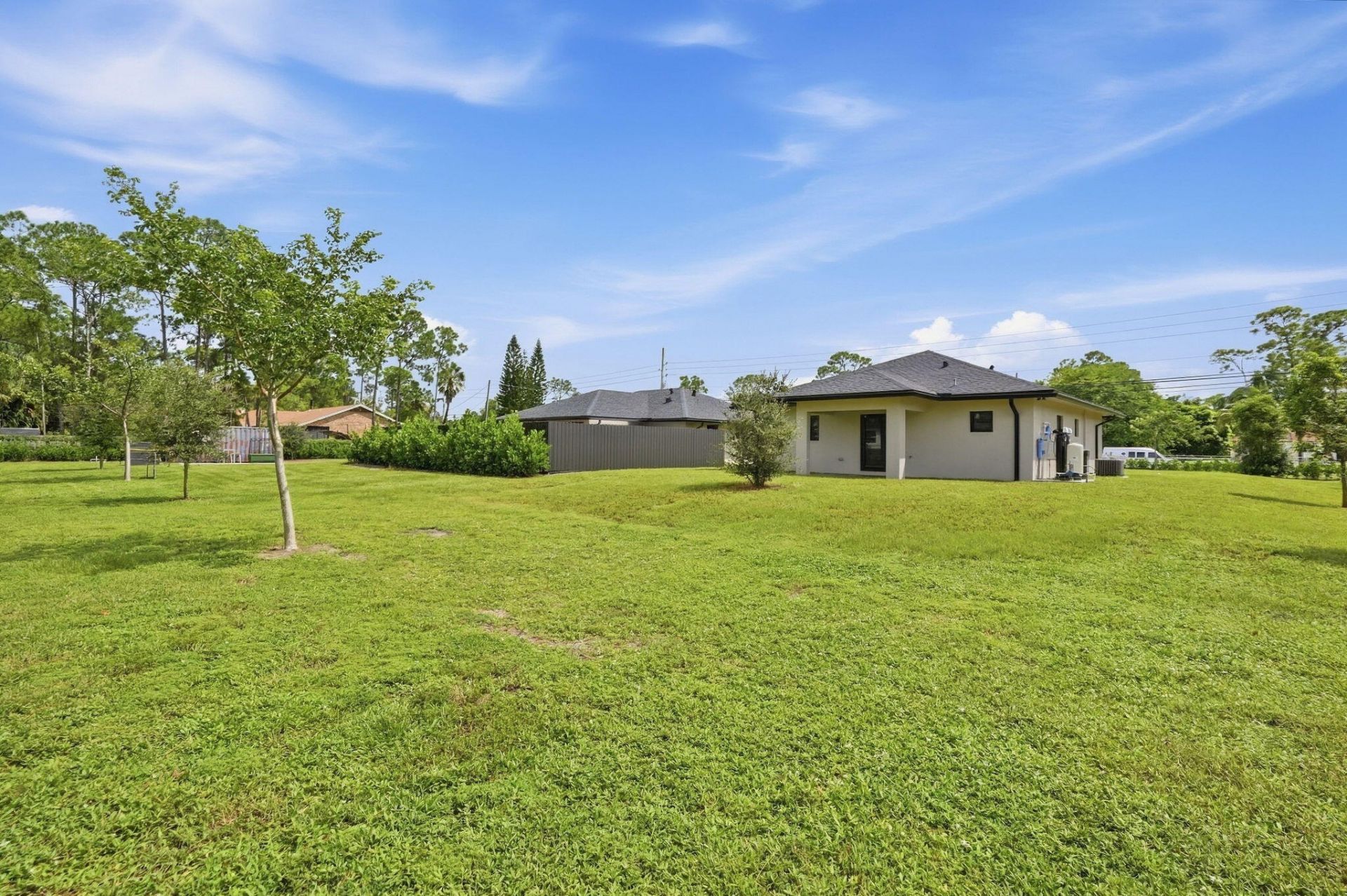 18477 Sycamore Drive W, The Acreage, FL 33470 Photo