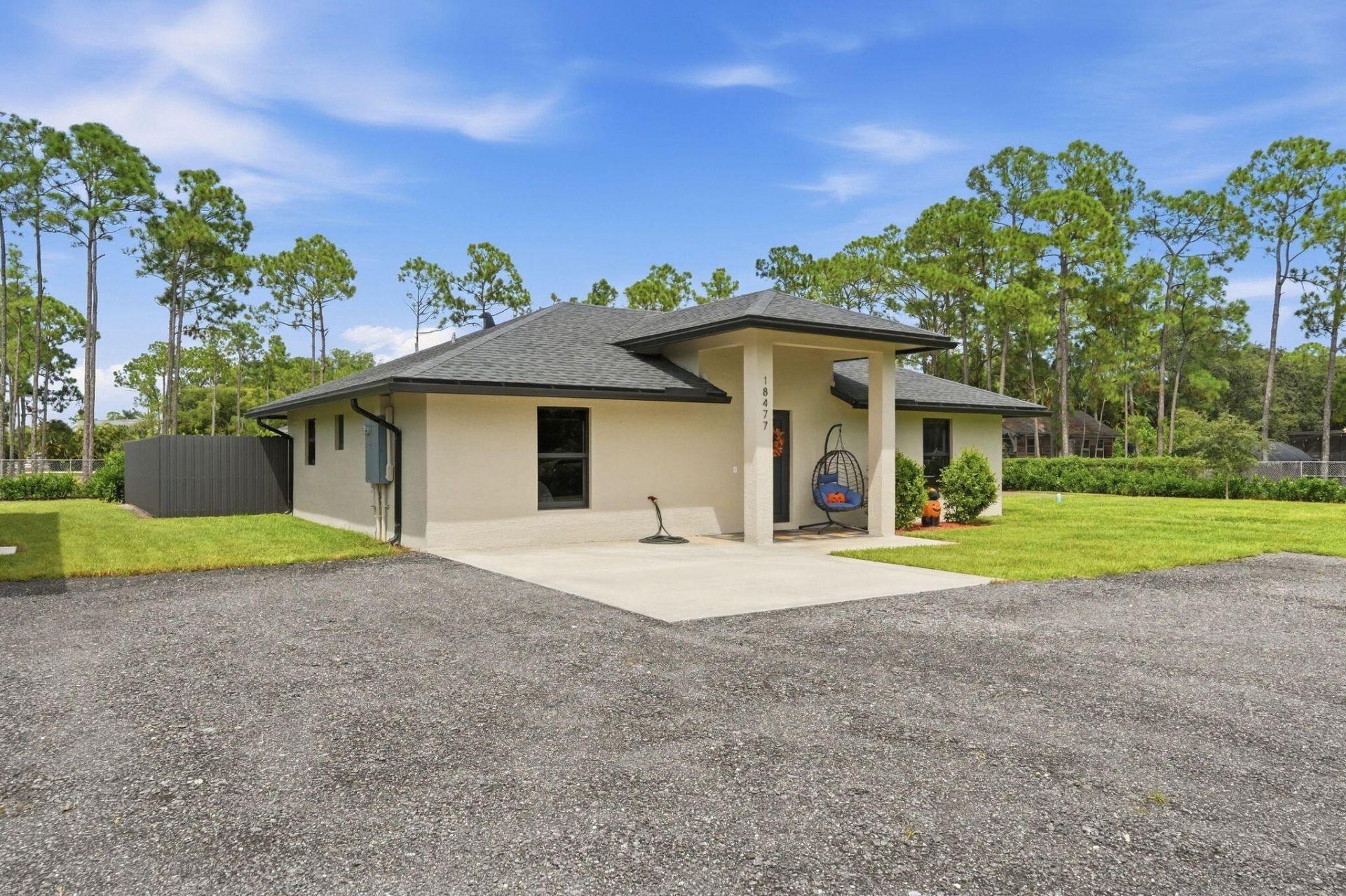 18477 Sycamore Drive W, The Acreage, FL 33470 Photo