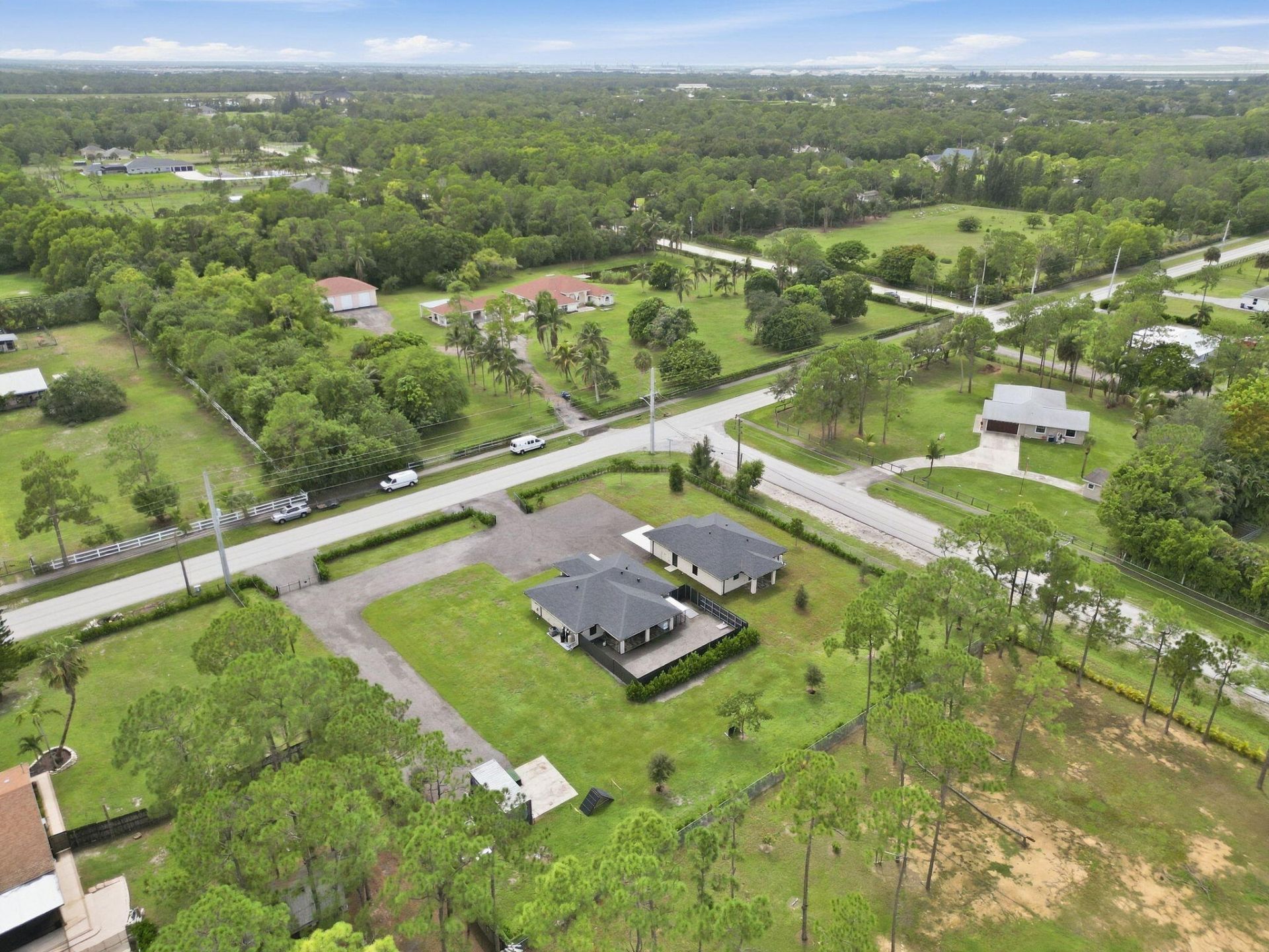 18477 Sycamore Drive W, The Acreage, FL 33470 Photo