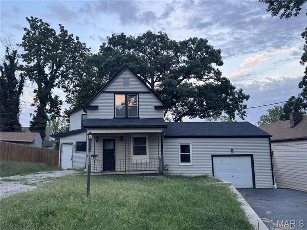 7149 Brompton Square, Maplewood, MO 63143