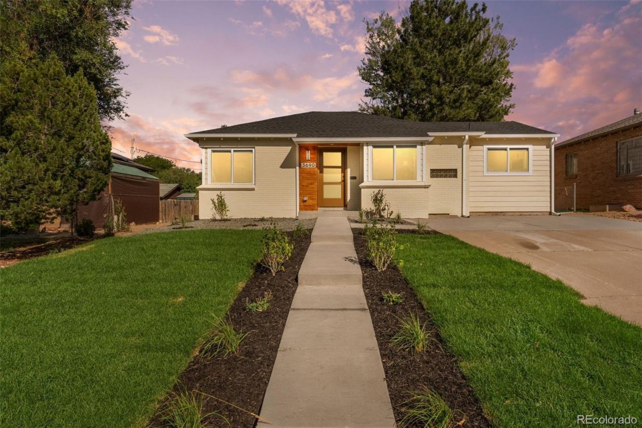 3690 Newport Street, Denver, CO 80207 Main Photo