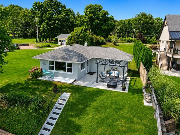 8169 W Pq Avenue, Kalamazoo, MI 49009