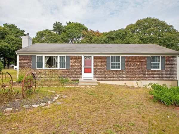 2 Oyster Road, Dennis, MA 02660
