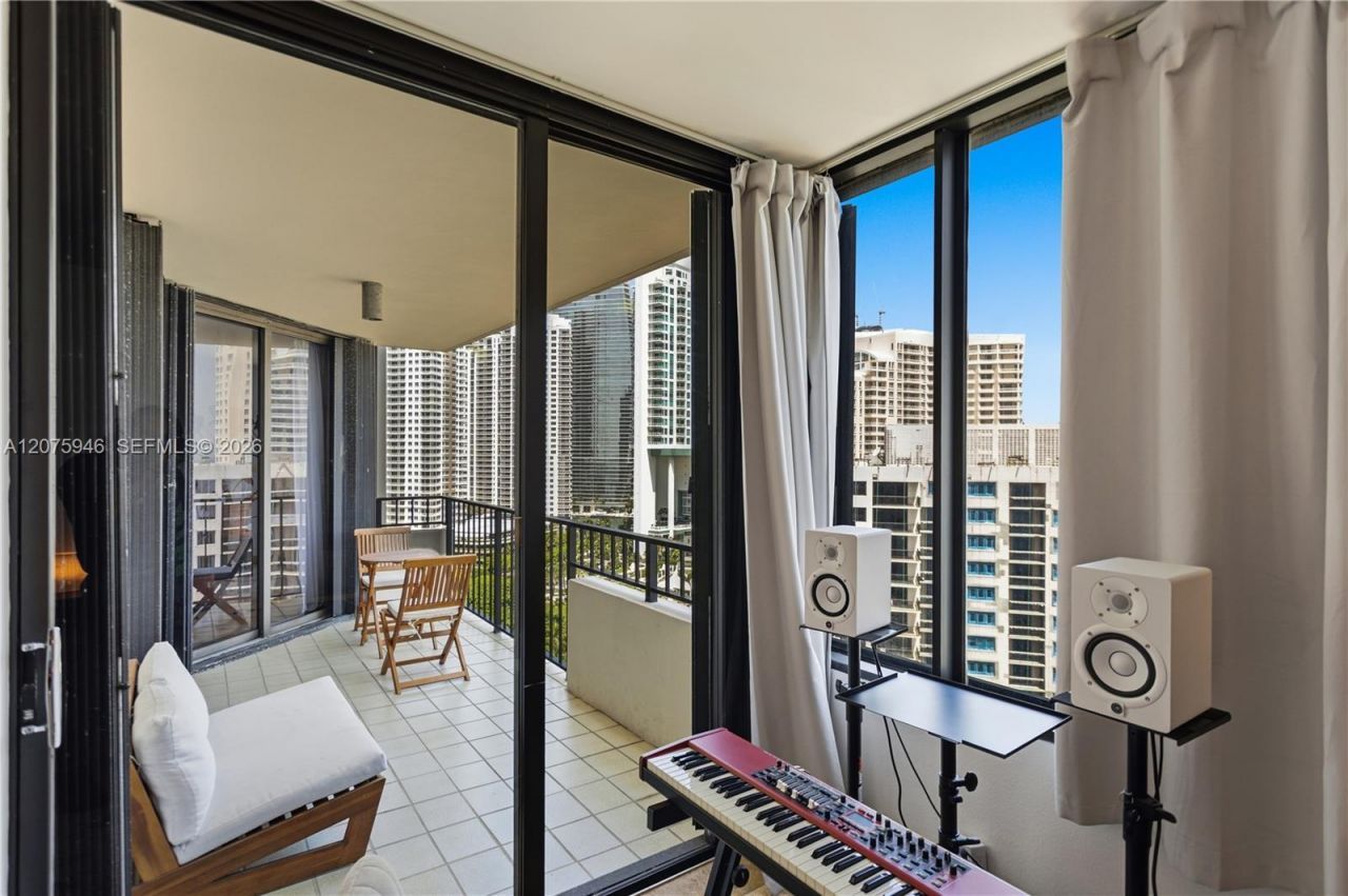 520 Brickell Key Dr, Unit A1902, Miami, FL 33131 Photo