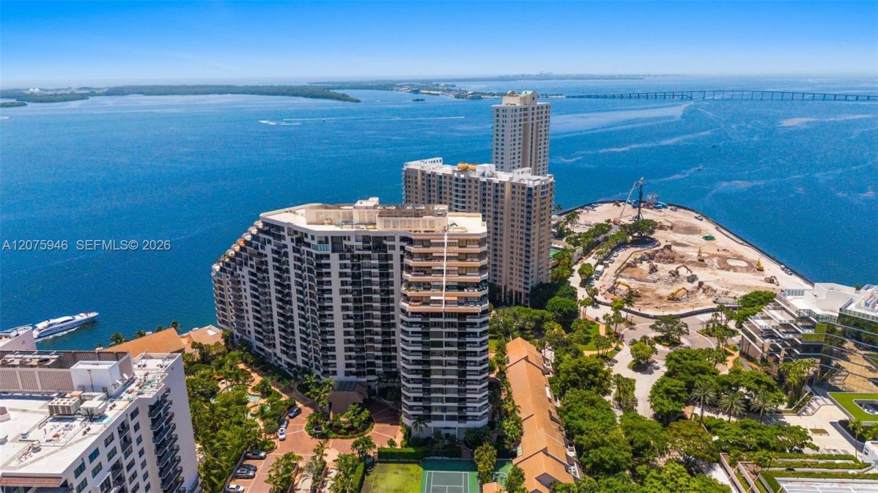 520 Brickell Key Dr, Unit A1902, Miami, FL 33131 Photo