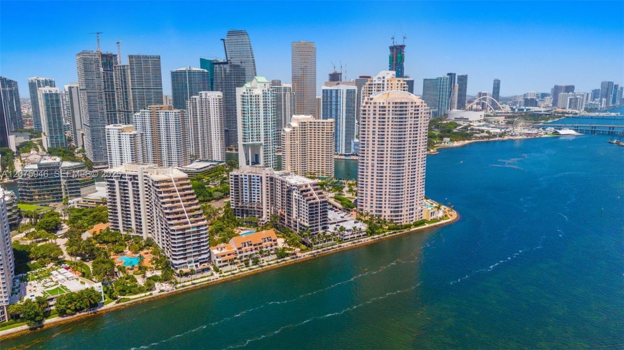 520 Brickell Key Dr, Unit A1902, Miami, FL 33131 Photo
