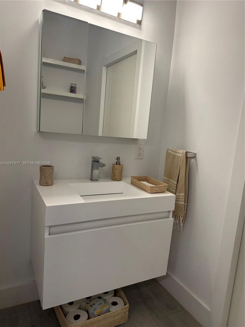 Please Call For Address, Unit 402, Miami, FL 33132 Photo
