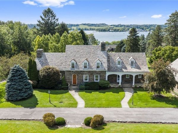 3313 E Lake Rd , Skaneateles, NY 13152