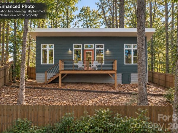 59 Country Cove Court , Leicester, NC 28748