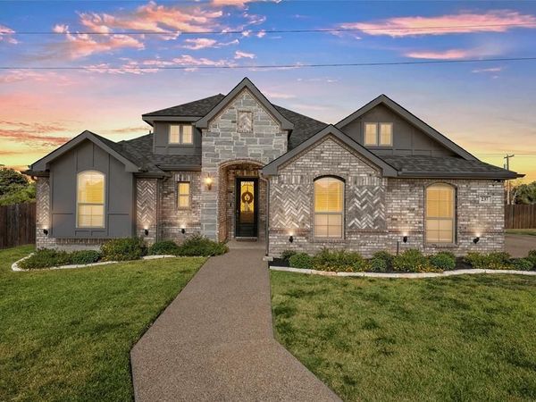237 Big Creek Loop , Hewitt, TX 76643
