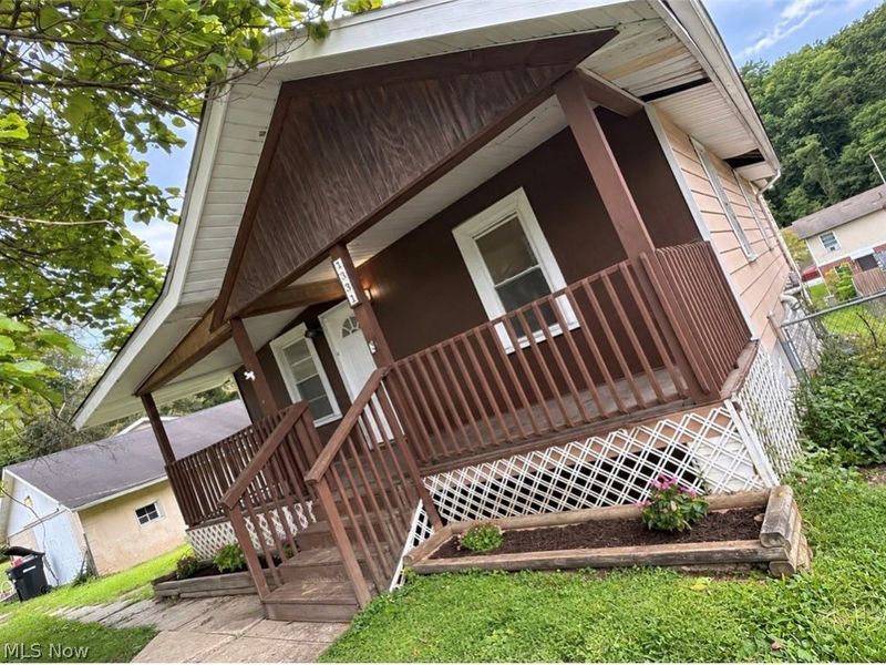 1331 Race Street, Zanesville, OH 43701 Photo 2