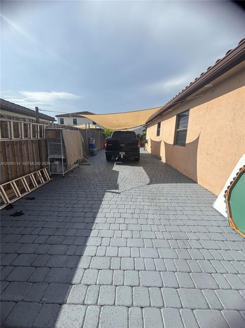 2484 SE 2nd St, Homestead, FL 33033 Photo