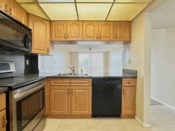 14195 SW 87th Street SW, Unit B207, Miami, FL 33183