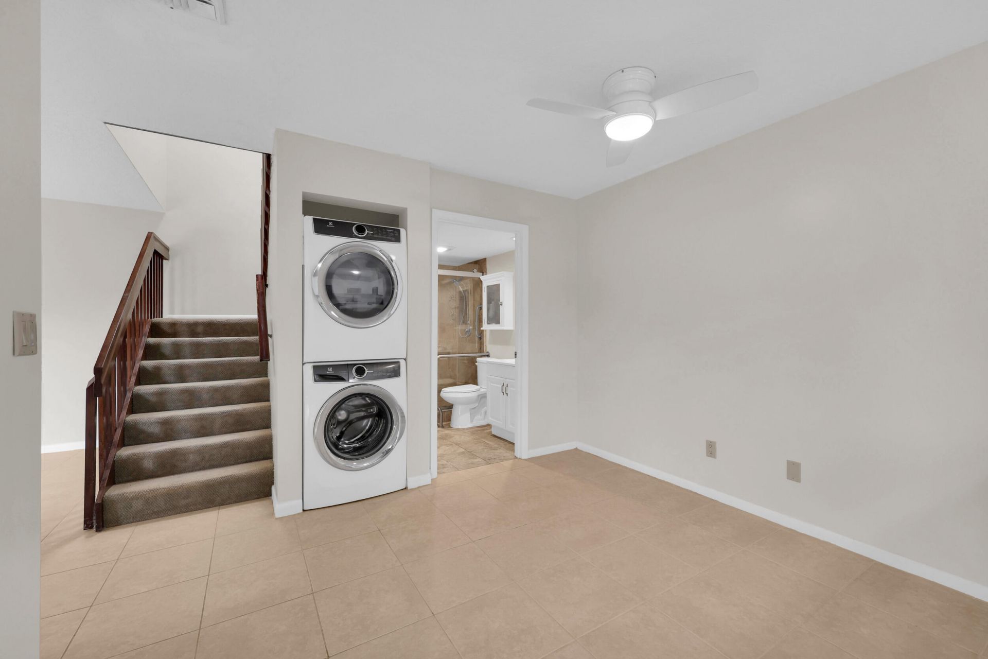 5857 SE Windsong Lane, Unit 806, Stuart, FL 34997 Photo