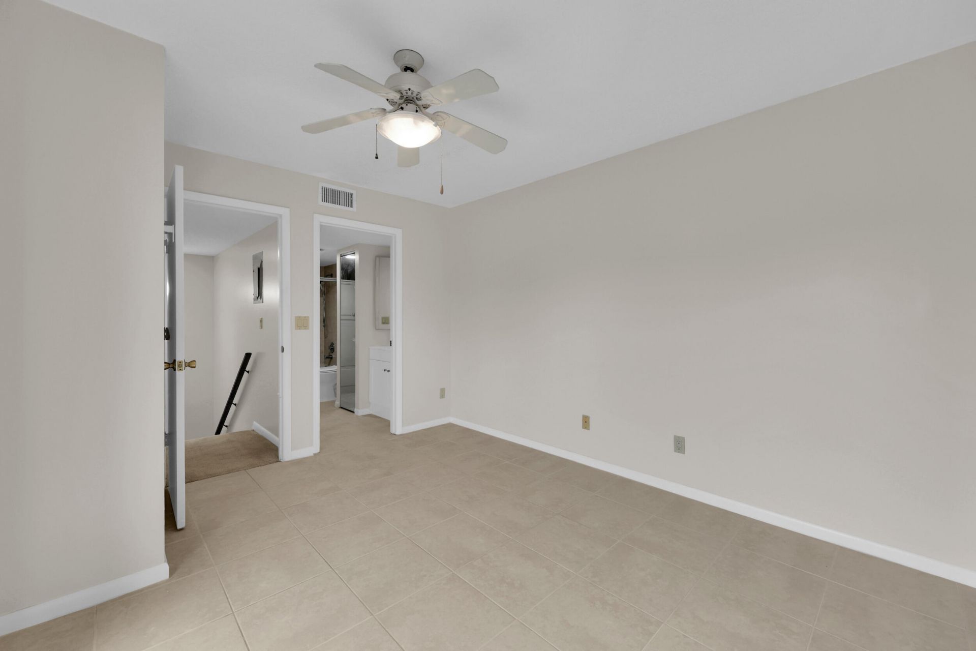 5857 SE Windsong Lane, Unit 806, Stuart, FL 34997 Photo