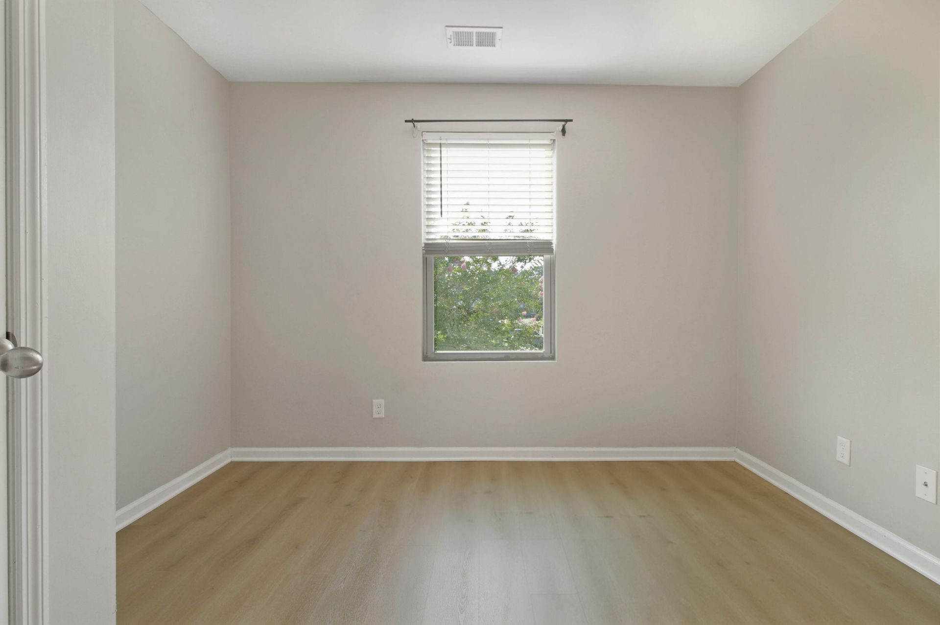 9073 Parlor Drive Photo 25