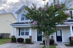 9073 Parlor Drive photo 4