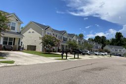 9073 Parlor Drive photo 4