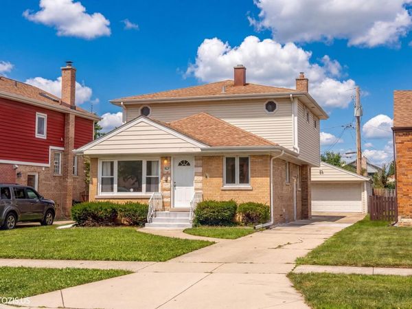 7408 W Argyle Street , Harwood Heights, IL 60706