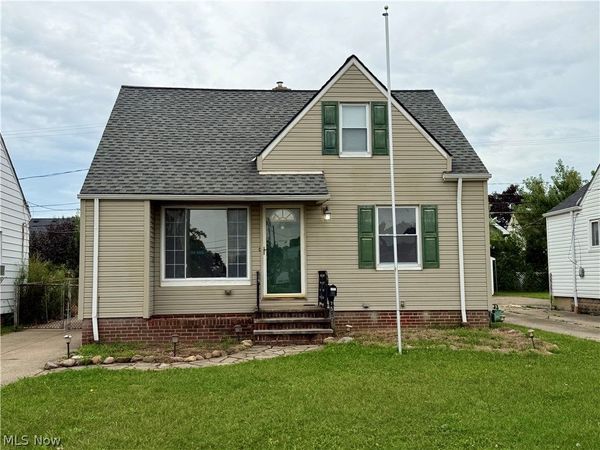 7502 Arden Road, Parma, OH 44129