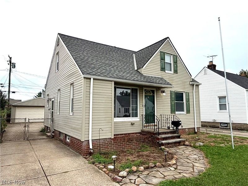 7502 Arden Road, Parma, OH 44129 Photo 18