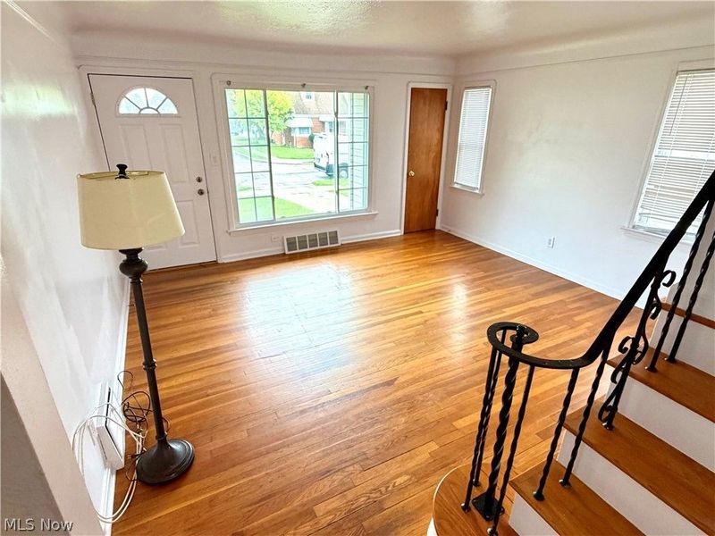 7502 Arden Road, Parma, OH 44129 Photo 4