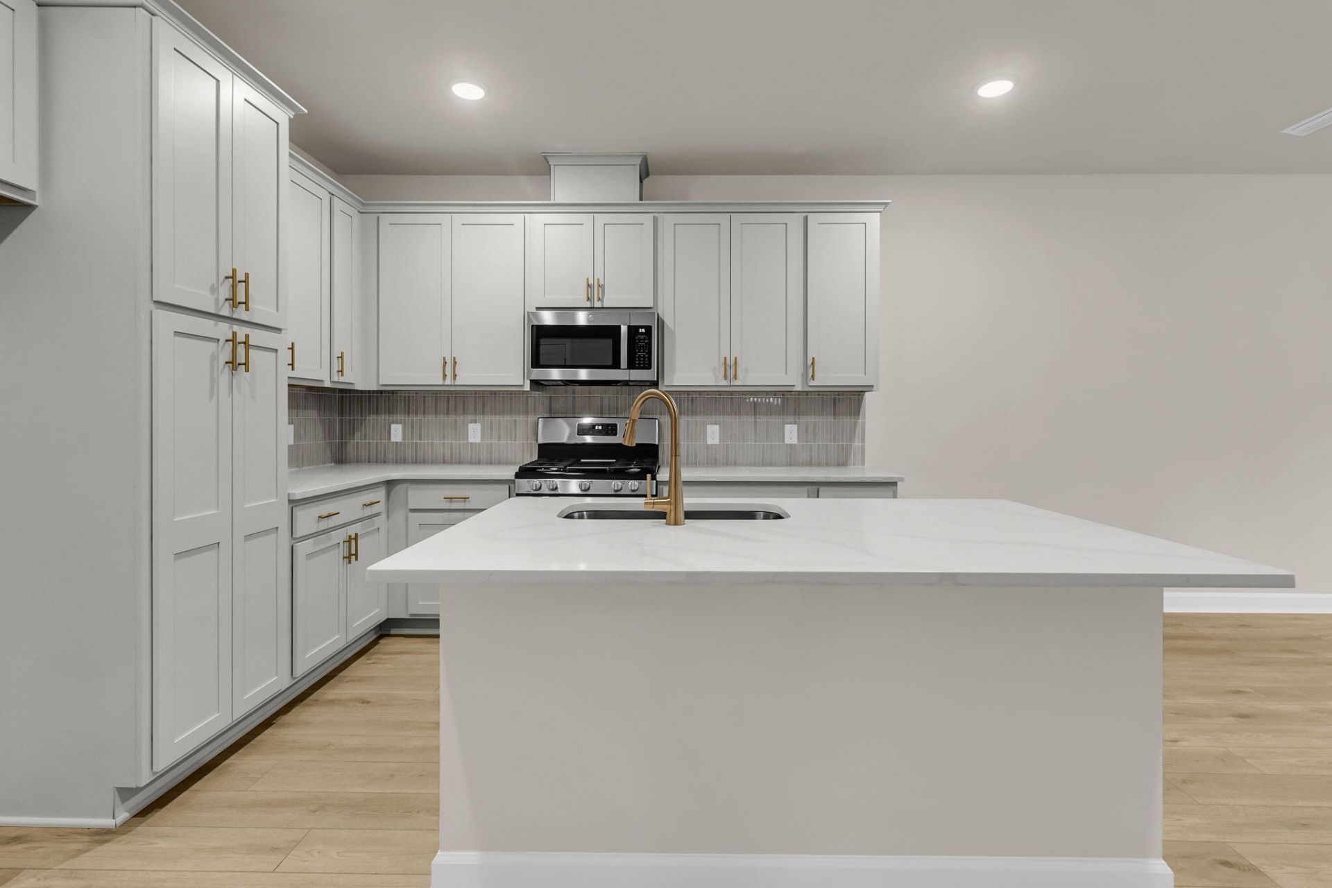 1045 Dusk Drive Photo 10