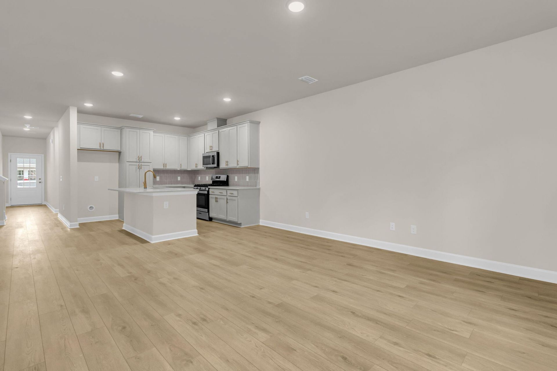 1045 Dusk Drive Photo 6