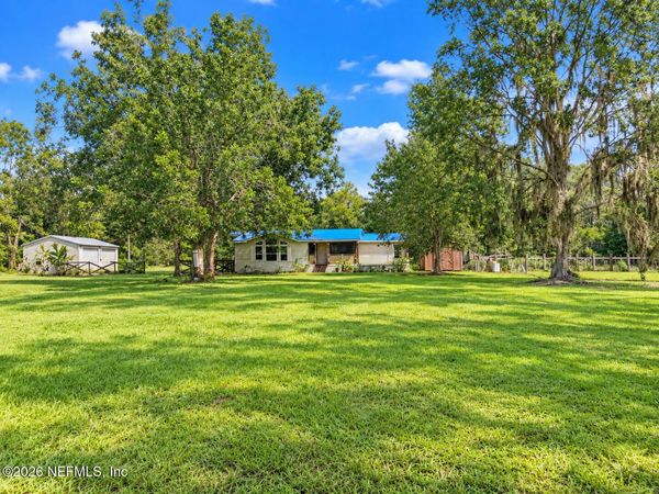 23261 NW 32ND Place, Lawtey, FL 32058