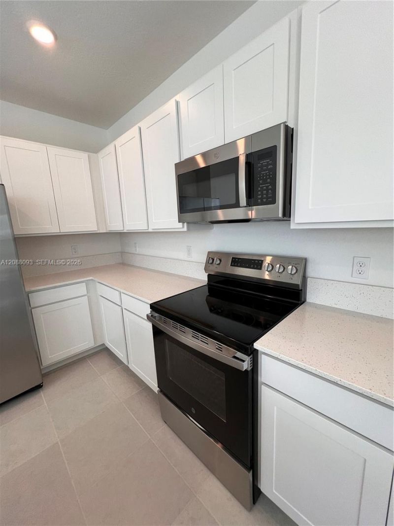 387 SE Crossoak Ln, Unit 387, Port Saint Lucie, FL 34984 Photo