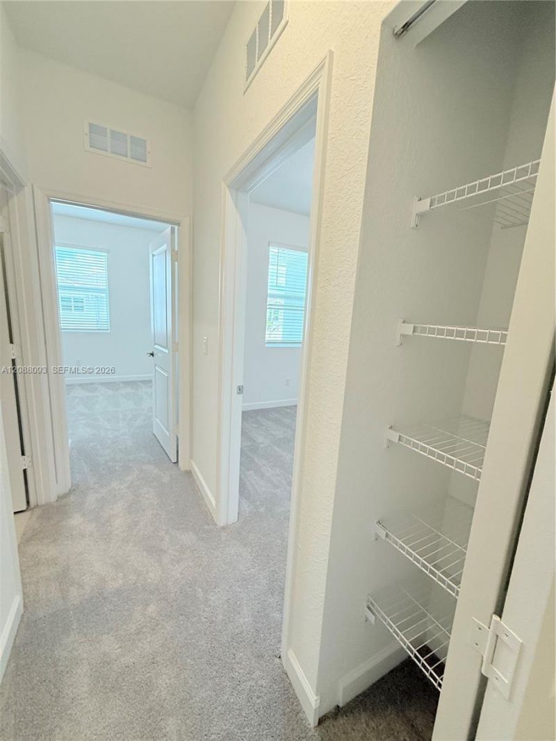 387 SE Crossoak Ln, Unit 387, Port Saint Lucie, FL 34984 Photo