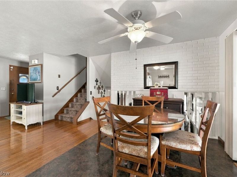 38233 Parkway Boulevard, Willoughby, OH 44094 Photo 11