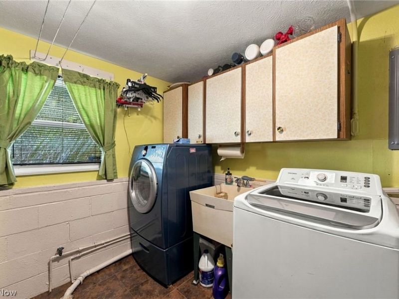 38233 Parkway Boulevard, Willoughby, OH 44094 Photo 14