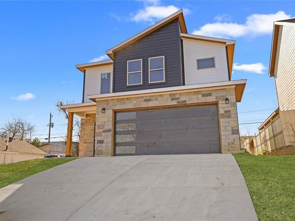 1608 Avenue D, Fort Worth, TX 76104